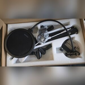 Black Pop Filter Kit - Mic No Includes